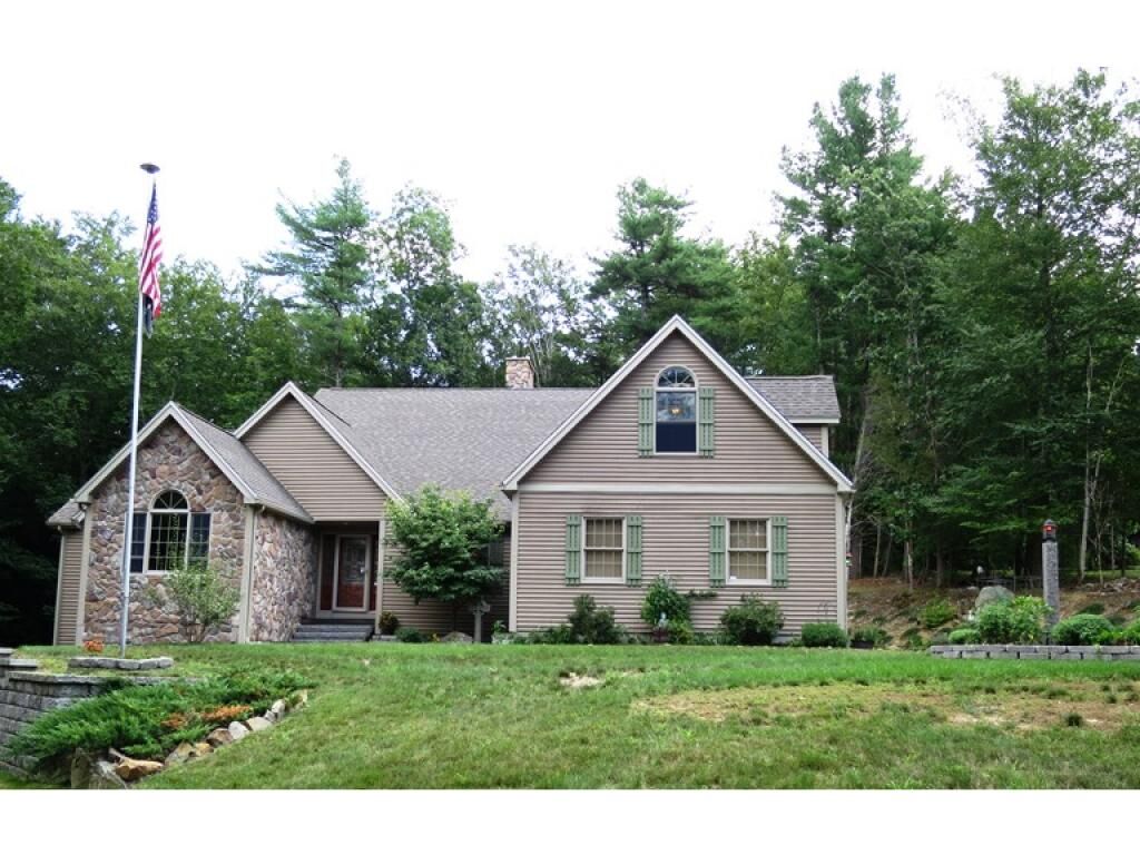 Property Photo:  33 Maplevale Road  NH 03827 