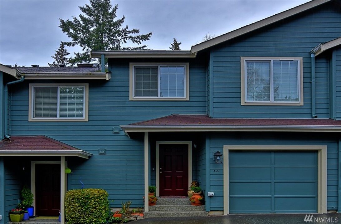 Property Photo:  15633 44th Ave W A3  WA 98087 