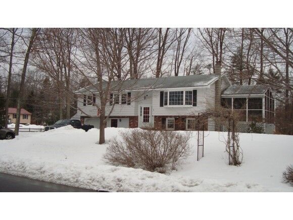 Property Photo: 3 Hickory Drive NH 03038