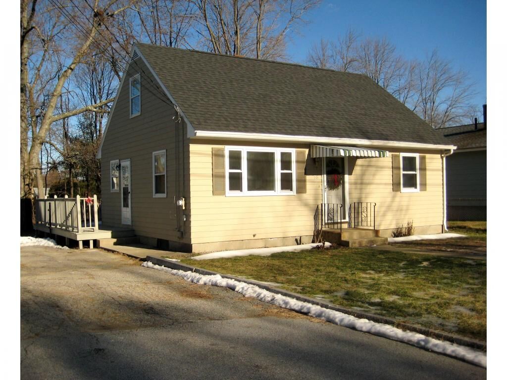 Property Photo:  88 Norcross Street  NH 03109 