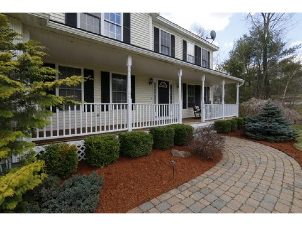 Property Photo:  119 Forest Drive  NH 03032 