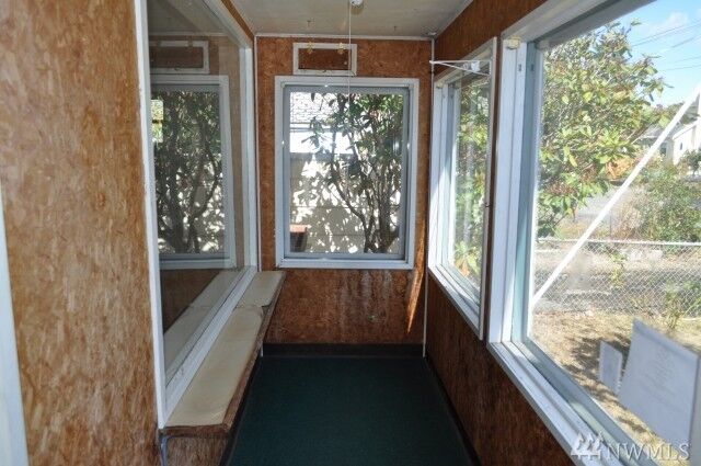 Property Photo: 3011 Elm St WA 98225