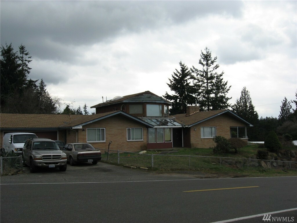 Property Photo:  18003 Homeview Dr SW  WA 98026 