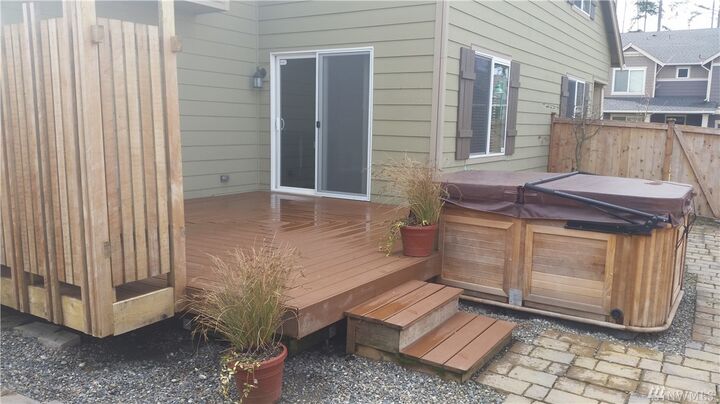 Property Photo: 11239 Borgen Lp WA 98332