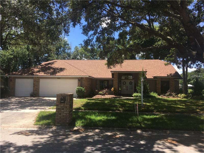 Property Photo:  2426 Sweetwater Country Club Place Drive  FL 32712 