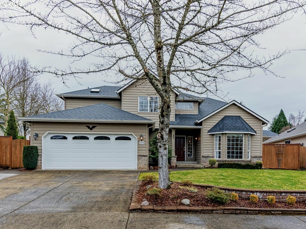 Property Photo:  3211 SE 172nd Ave  WA 98683 