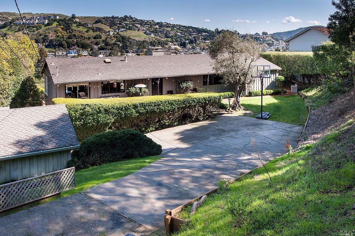 Property Photo: 18 Golden Gate Avenue CA 94920