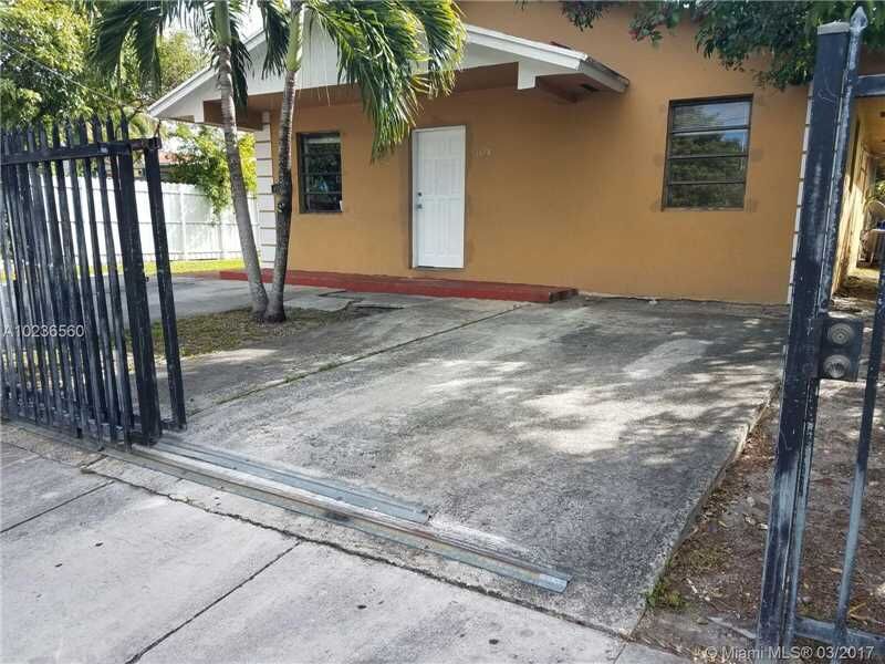 Property Photo:  1078 NW 25th St  FL 33127 