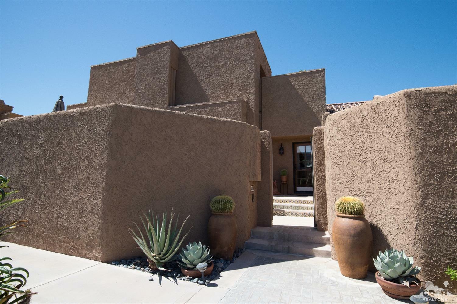 Property Photo: 49073 Mariposa Drive CA 92260