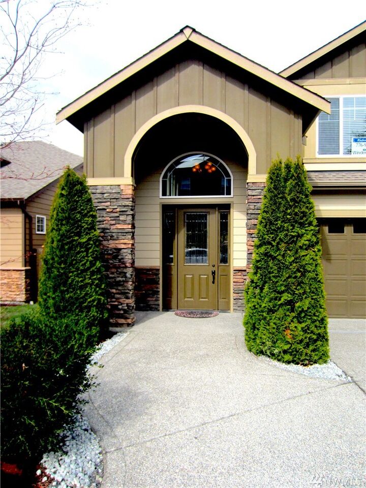 Property Photo: 1013 Campbell Ave WA 98275