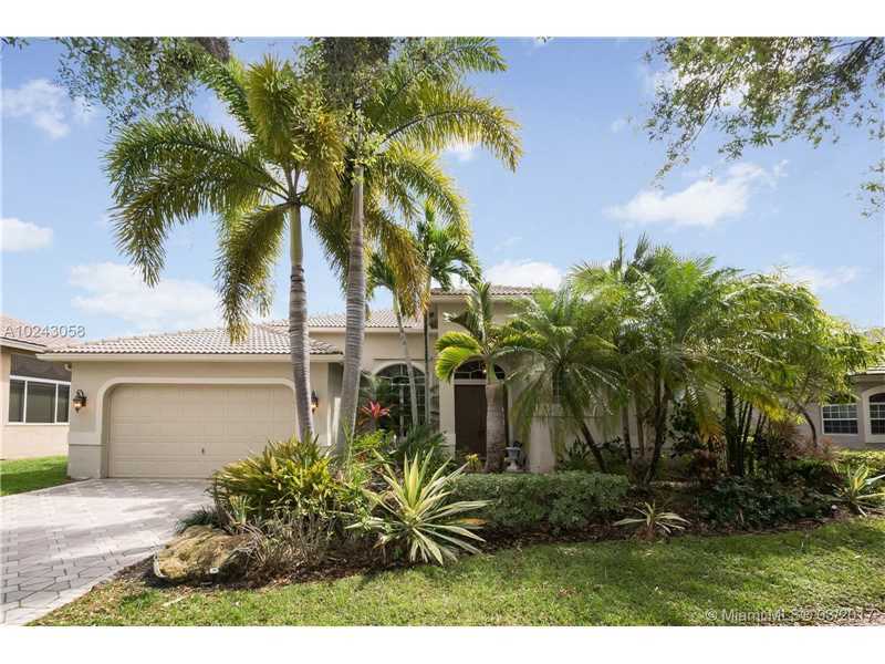 Property Photo:  1208 Iris Ct  FL 33326 