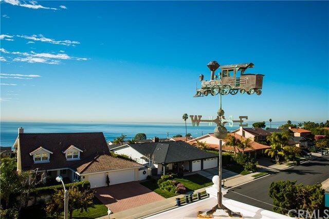 Property Photo:  30902 Rue De La Pierre  CA 90275 