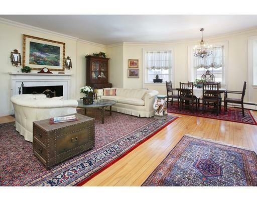 Property Photo:  95 Beacon St 11  MA 02108 