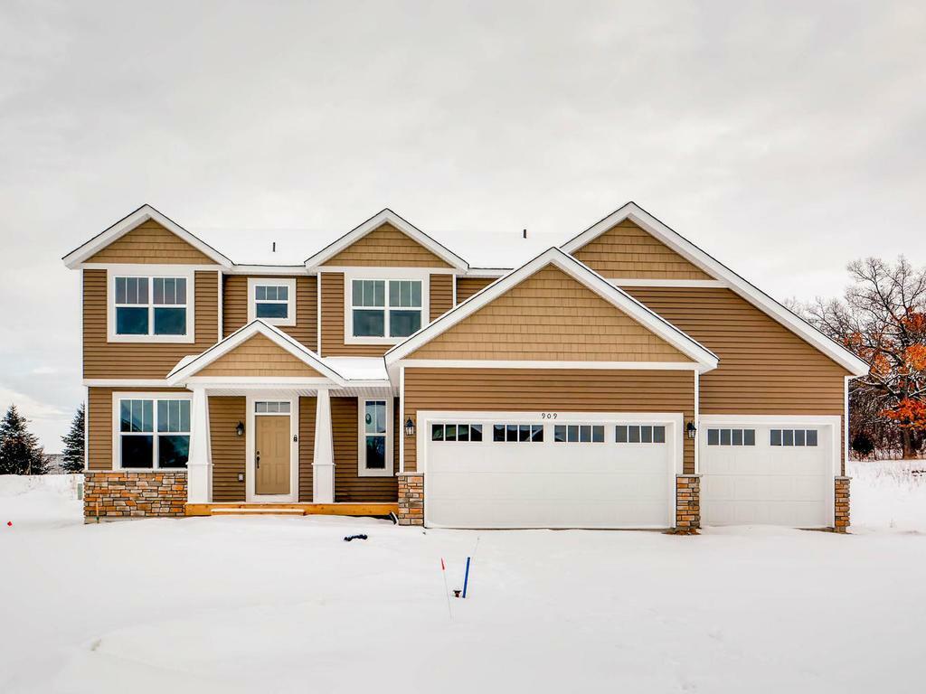 Property Photo:  909 Riverview Lane  MN 56011 