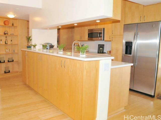 Property Photo:  