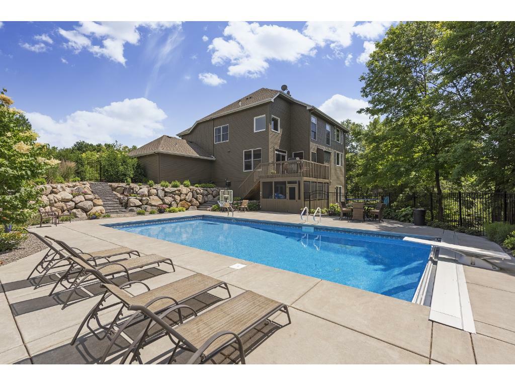 Property Photo: 7232 Lodgepole Point MN 55317