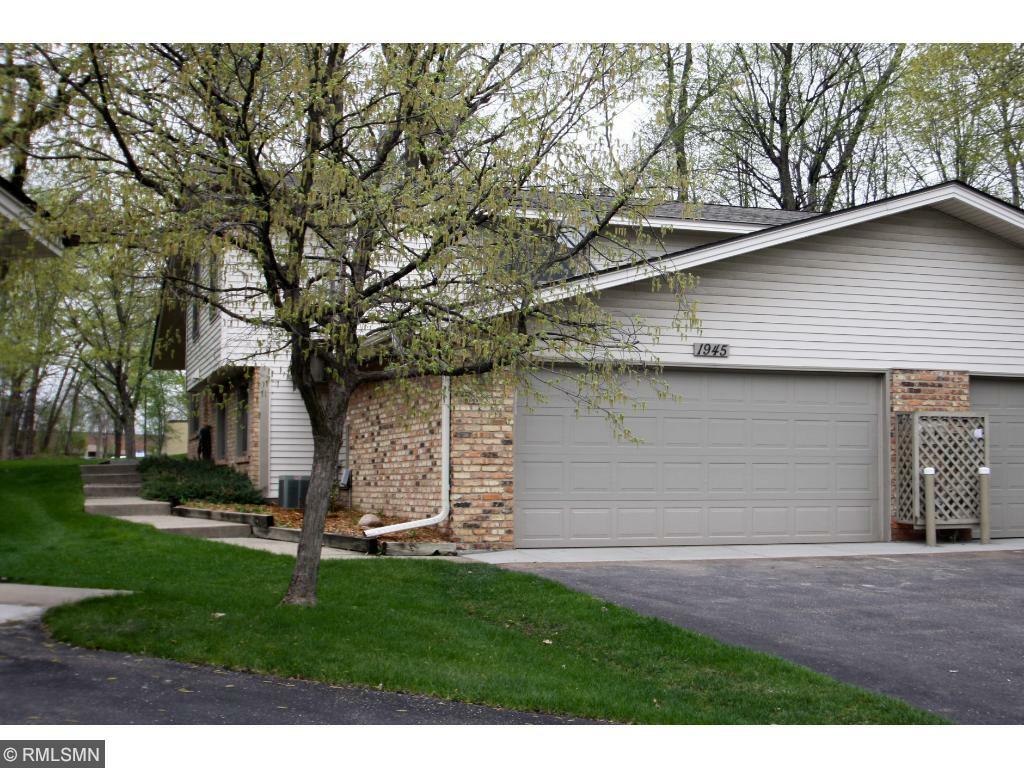 Property Photo: 1945 Lanewood Lane N MN 55447