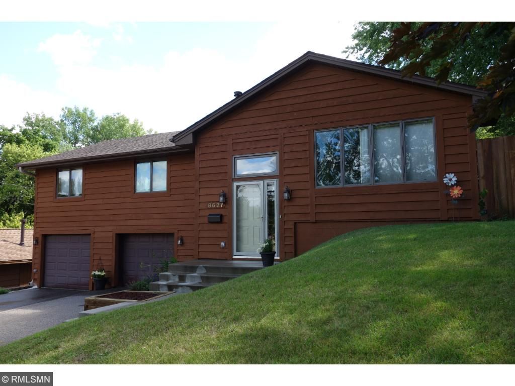 Property Photo: 8627 Poplar Bridge Curve MN 55437