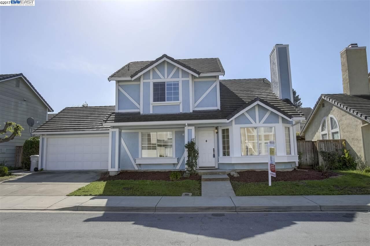 Property Photo:  352 Fieldstone Dr  CA 94536 