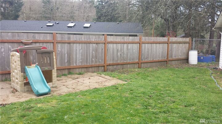 Property Photo:  22425 SE 304th Place  WA 98010 