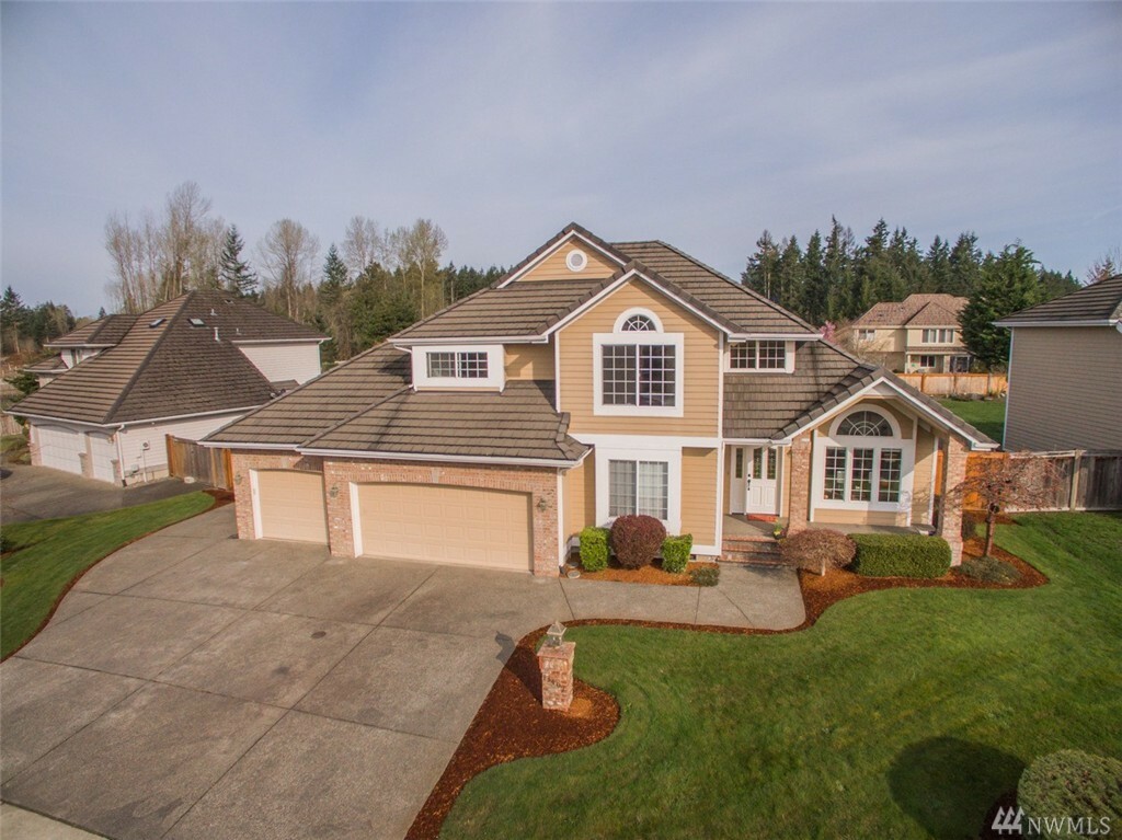 Property Photo: 13407 157th St Ct E WA 98374