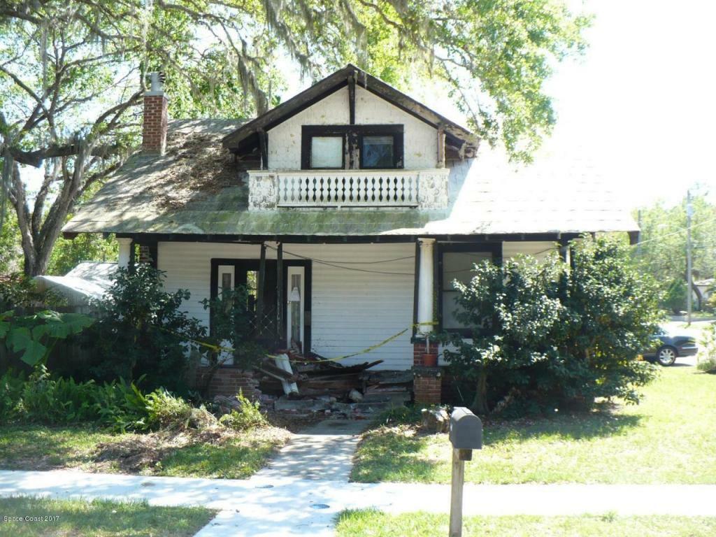 Property Photo:  1431 Main Street  FL 32796 