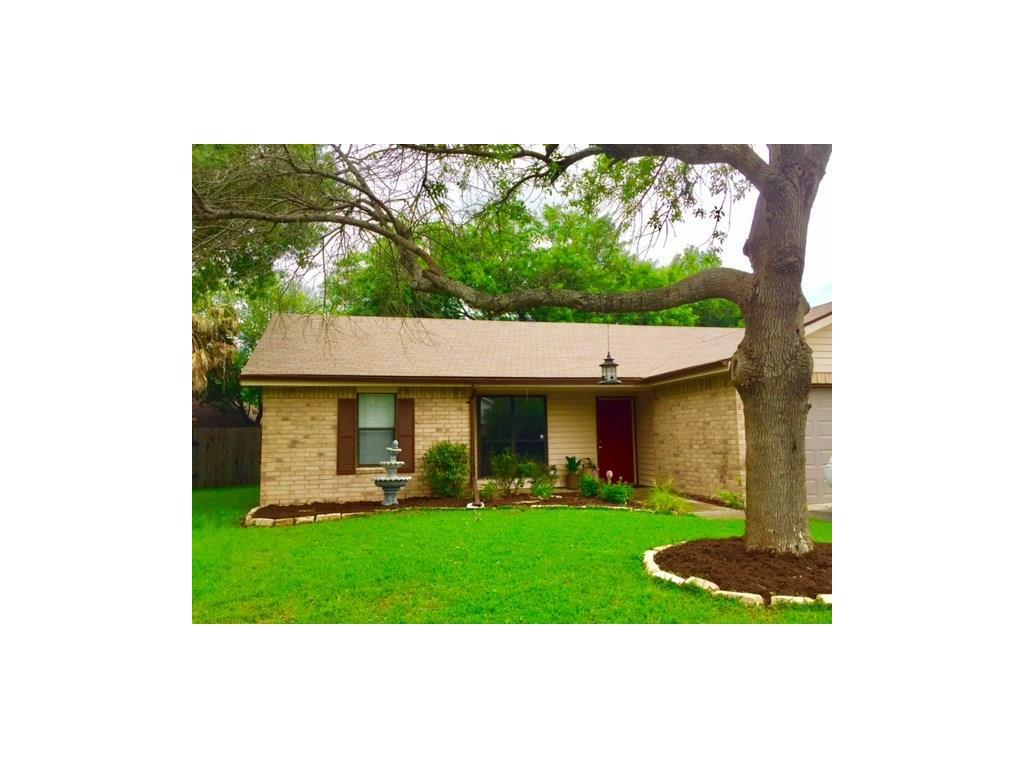 Property Photo: 1727 Belmead Drive TX 78130