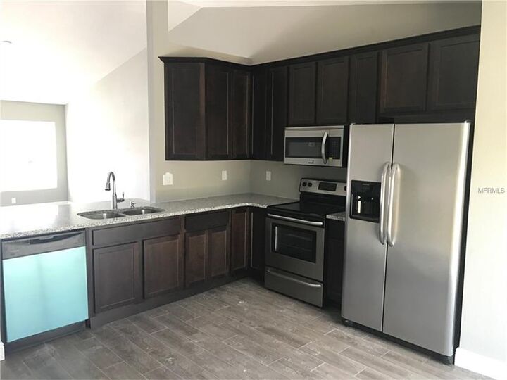 Property Photo:  3040 N Covington Drive  FL 32738 