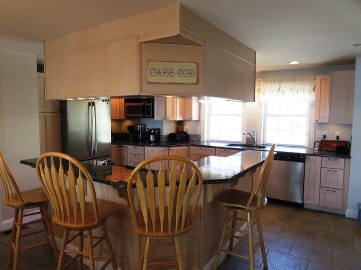 Property Photo:  10 Hemlock Street 1  NH 03842 