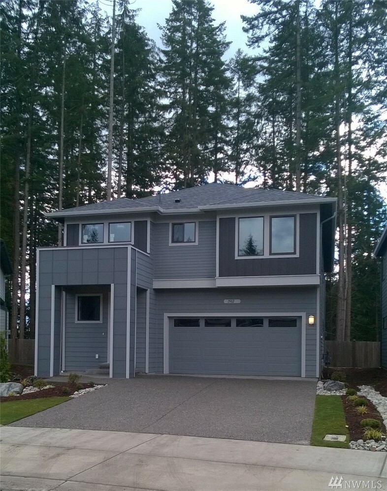 Property Photo:  18306 15th Place W 40  WA 98037 