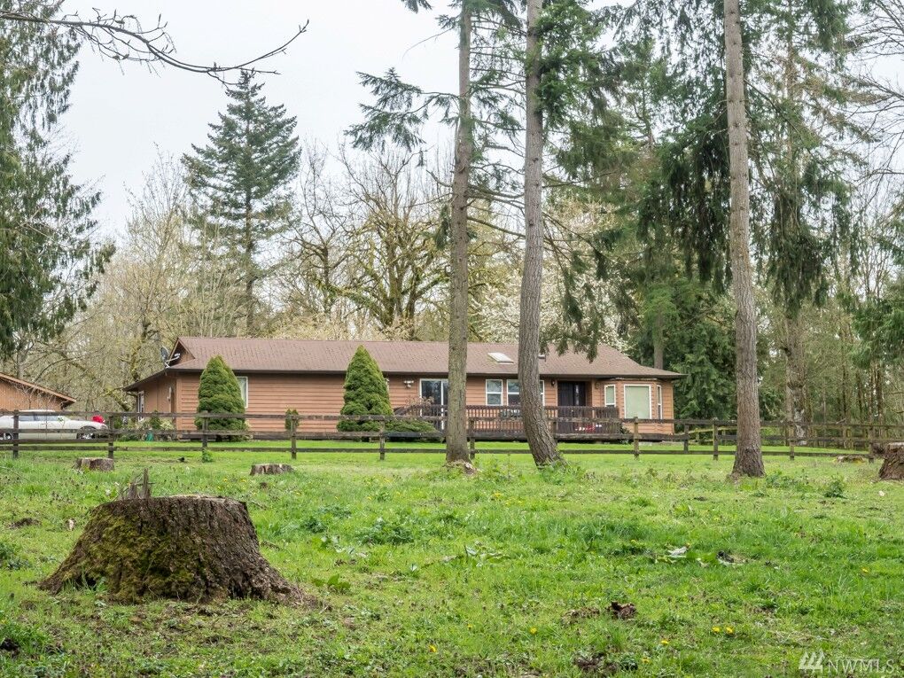 Property Photo:  37300 168th Ave SE  WA 98092 