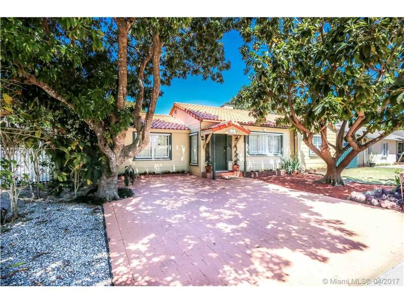 Property Photo:  4345 SW 13th St  FL 33134 