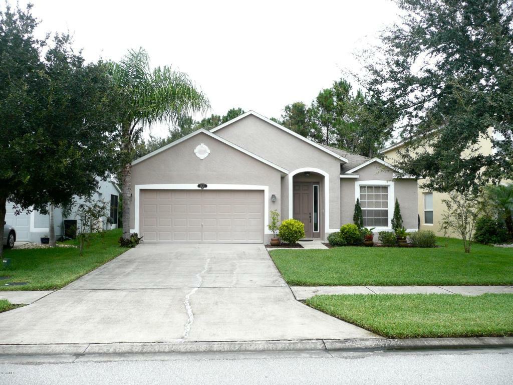 Property Photo:  2642 Glasbern Circle  FL 32904 