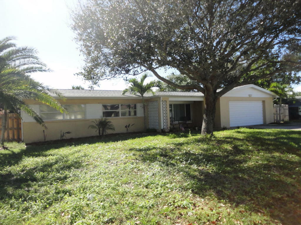 Property Photo:  231 Norwood Avenue  FL 32937 