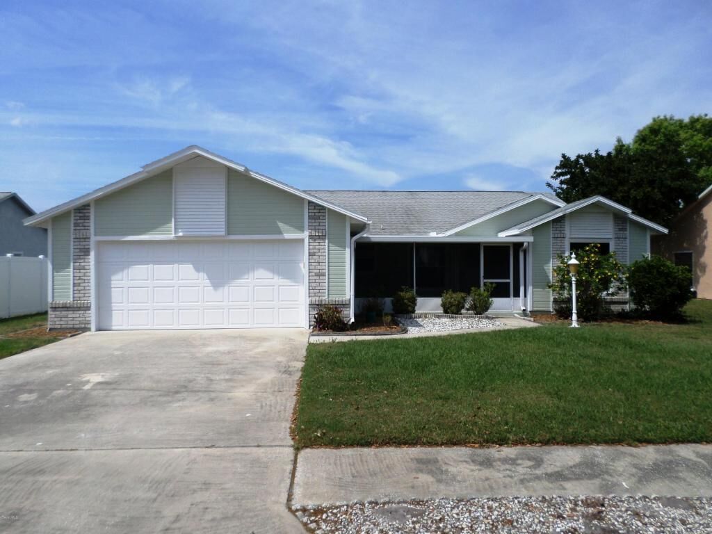 Property Photo: 831 Pine Shadows Avenue FL 32955