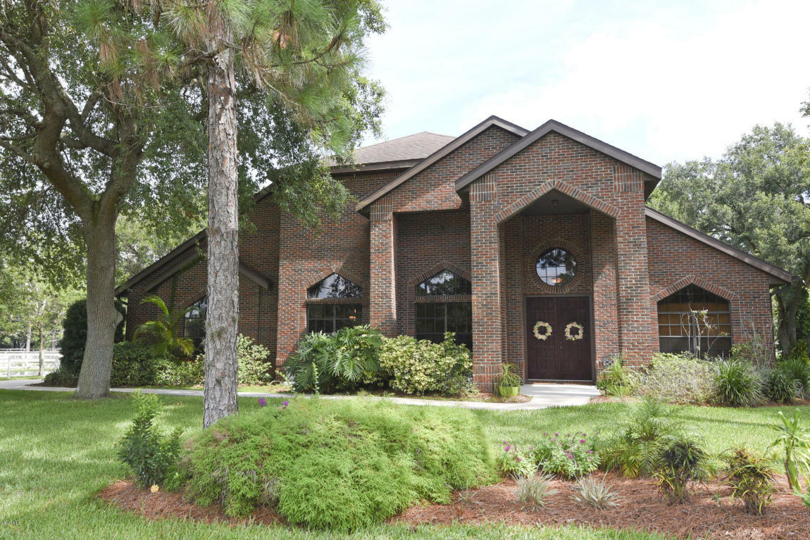 Property Photo:  4780 Sugar Creek Drive  FL 32904 