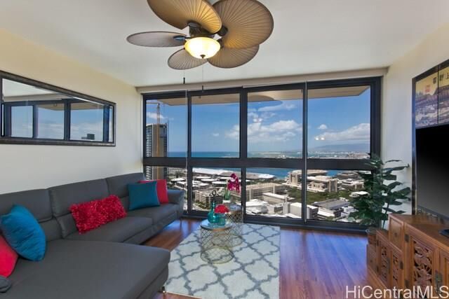 Property Photo:  600 Queen Street 3405  HI 96813 