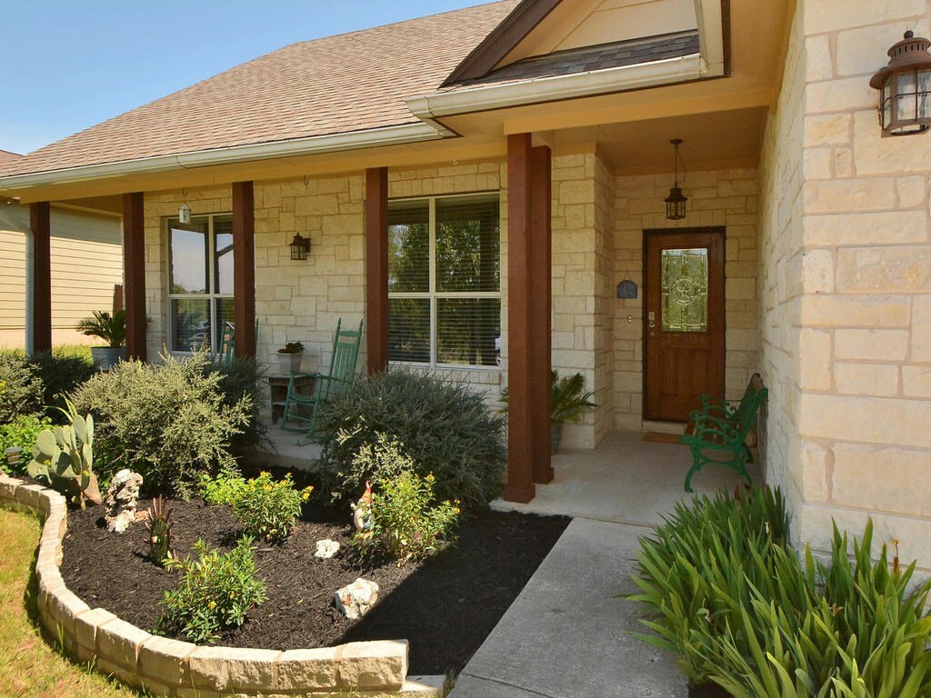 Property Photo:  17304 Lakeshore Drive  TX 78620 