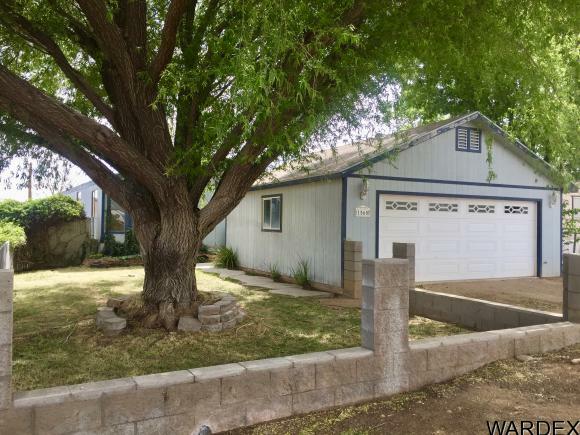 Property Photo:  1560 E Packard Avenue  AZ 86409 