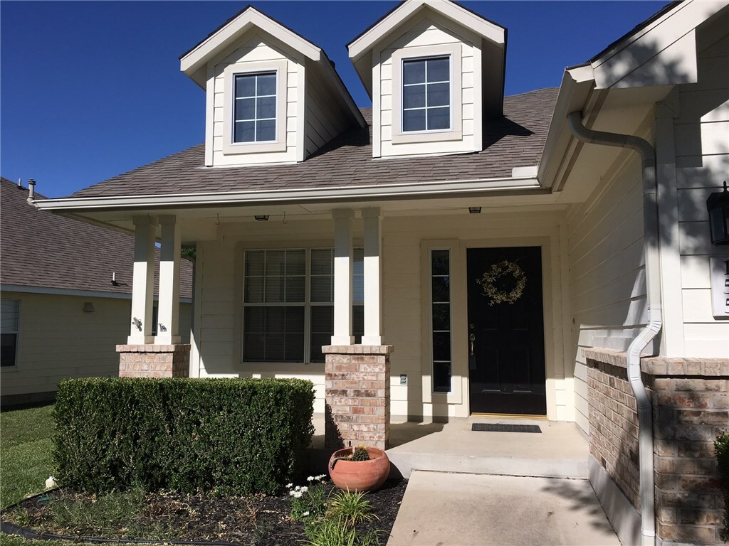 Property Photo:  155 Village Commons Boulevard  TX 78633 