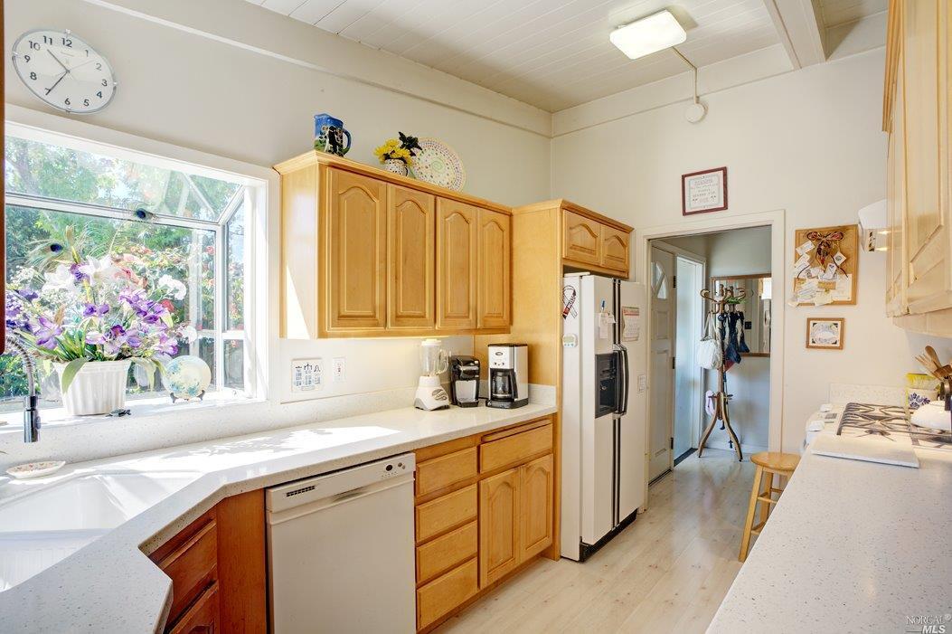 Property Photo:  39 Alta Vista Way  CA 94901 