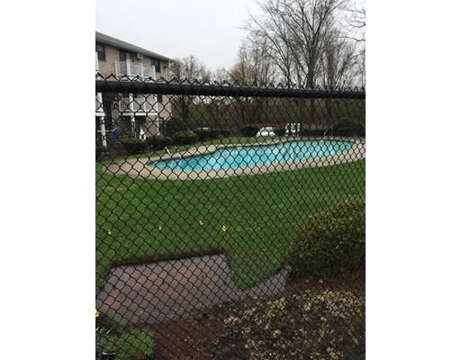 Property Photo: 6 Kenmar Dr 5 MA 01821