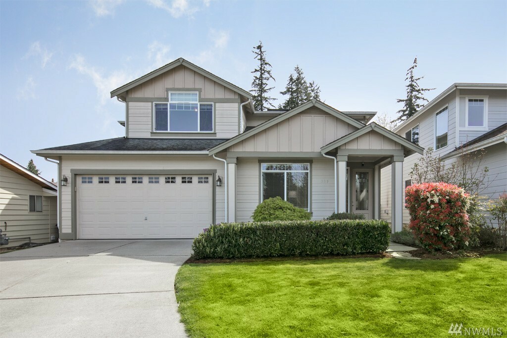 Property Photo:  329 Olympic Blvd  WA 98203 