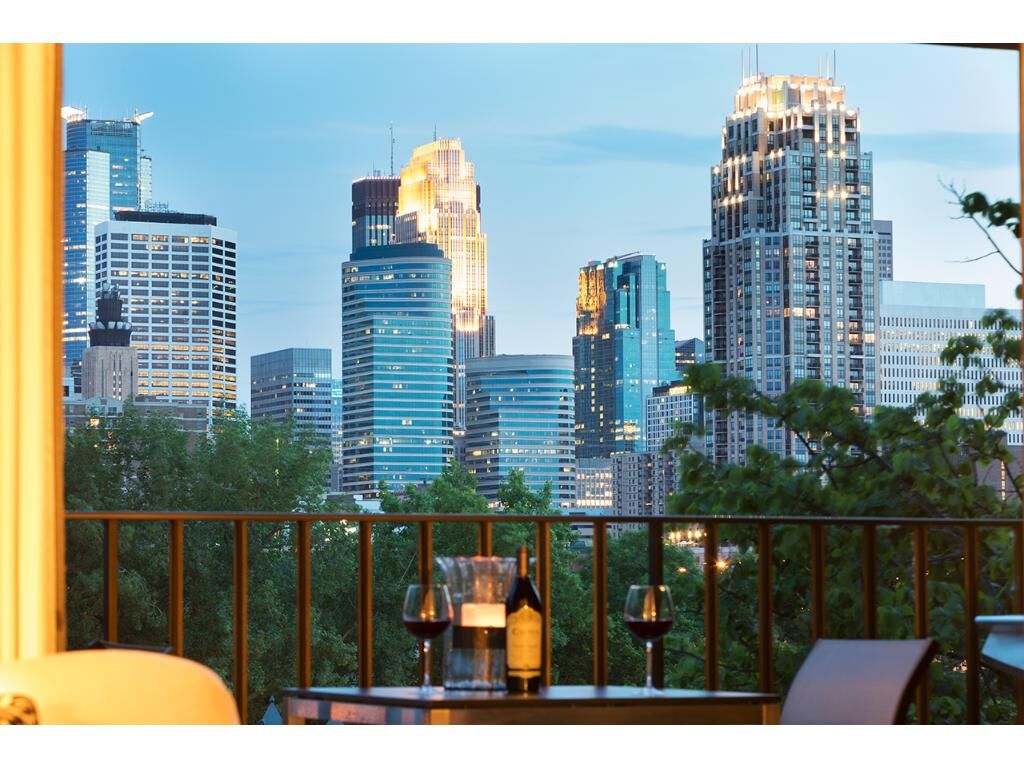 Property Photo:  100 2nd Street SE 309  MN 55414 