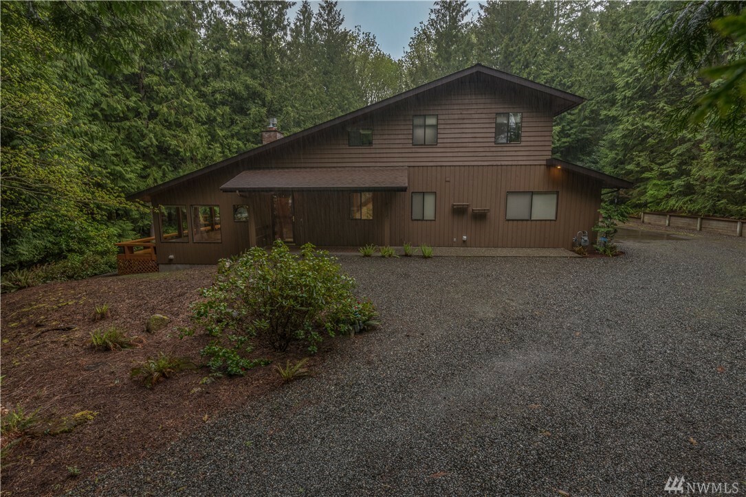 Property Photo:  1030 Lakeview St  WA 98229 