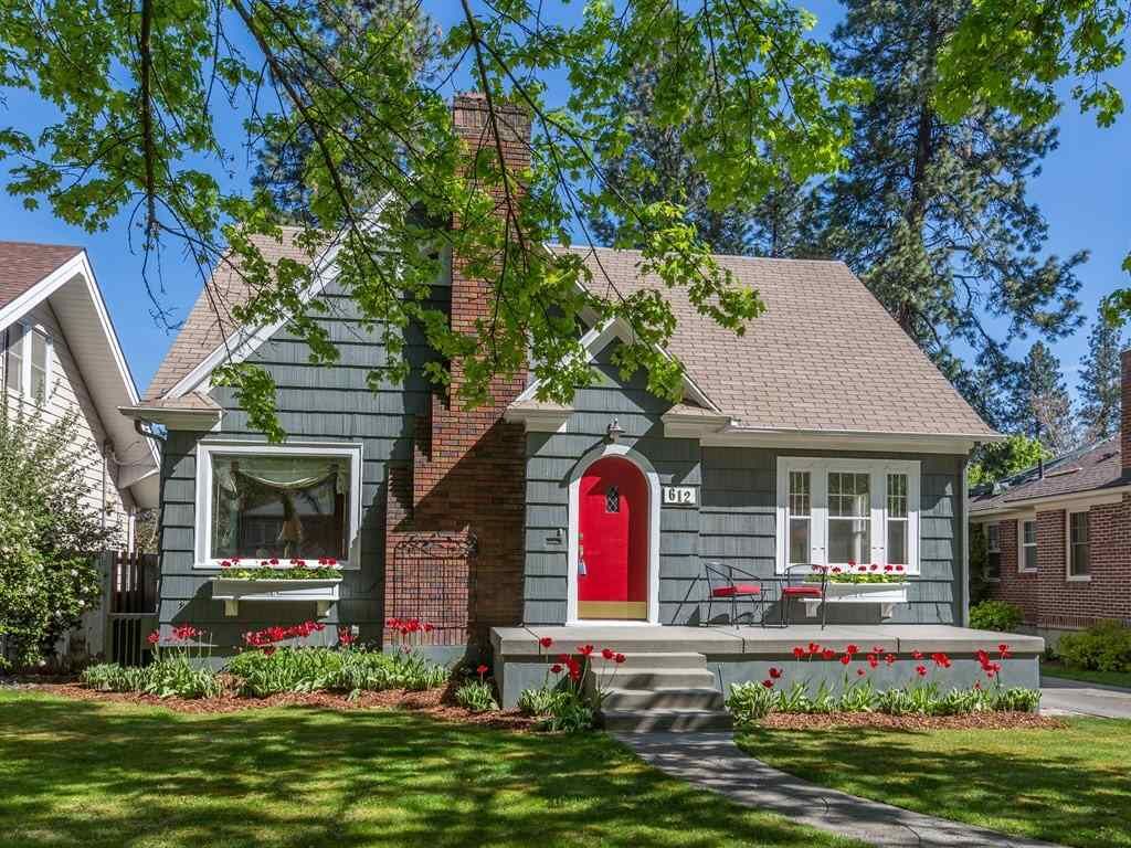 Property Photo:  612 W 25th Ave  WA 99203 