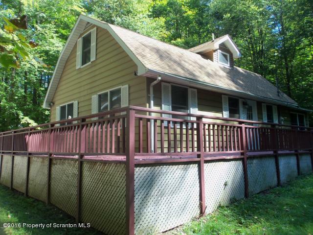 31 Iroquois Drive  Madison Twp PA 18444 photo