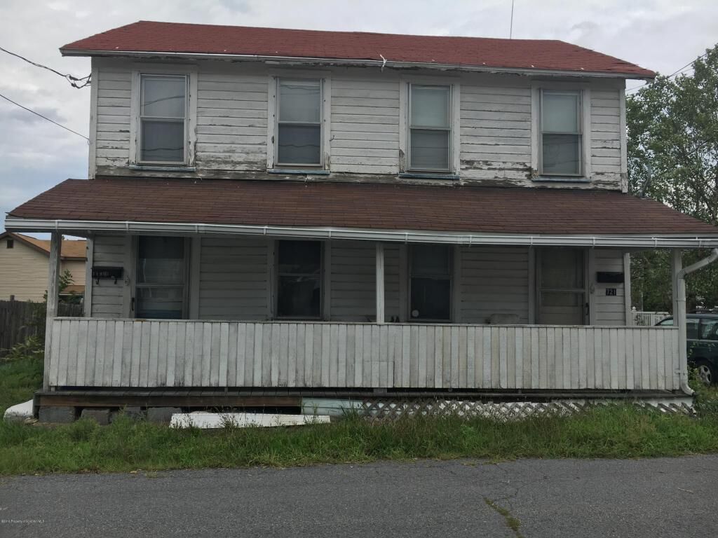 Property Photo:  719 721 Hamlin Court  PA 18507 