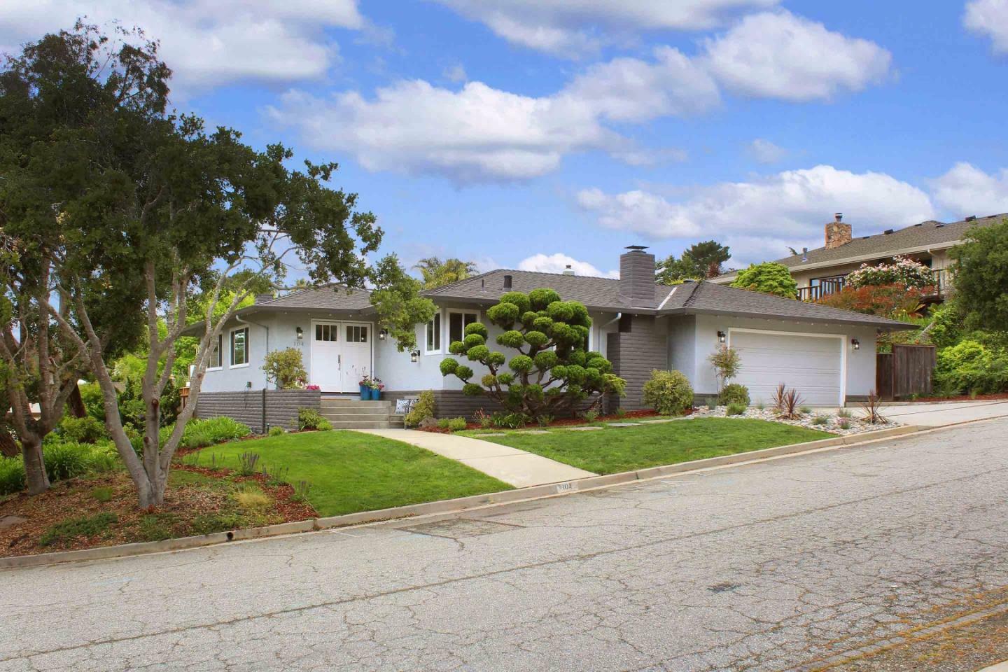 Property Photo:  104 Cypress Point Court  CA 95003 