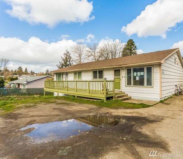 Property Photo:  11833 24th Ave S  WA 98168 